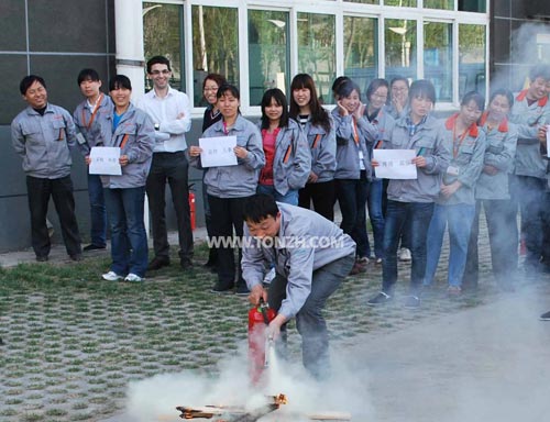 �п�ͬ־�����ݾ�